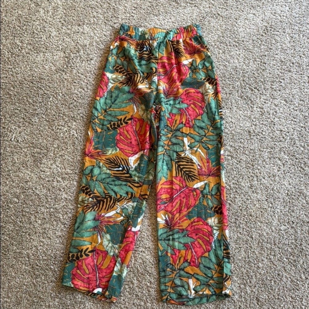 Pretty Little Thing high rise sheer wide leg pants size 10